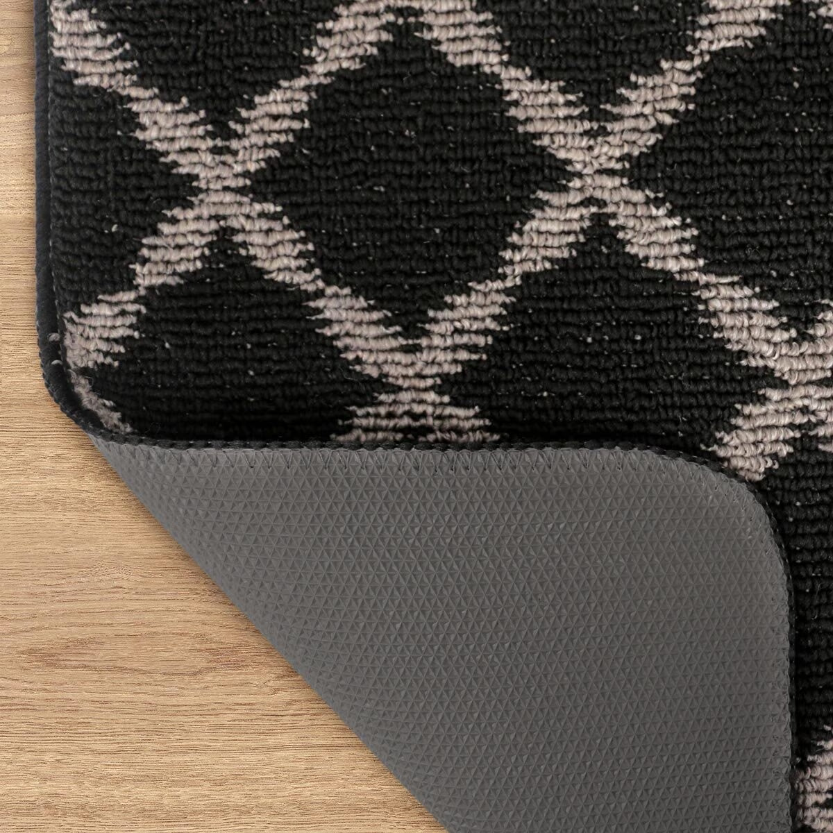 Black Fog Accent Floor Runner, 60 X 183 Cm