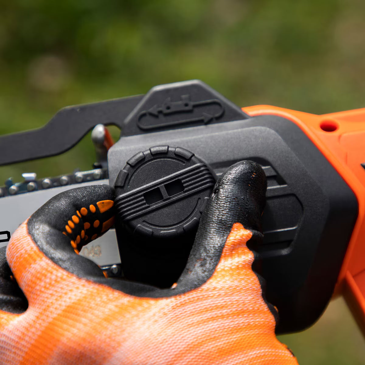 20V 12Cm Mini Chainsaw + 20V (2Ah) Battery & Charger Bundle