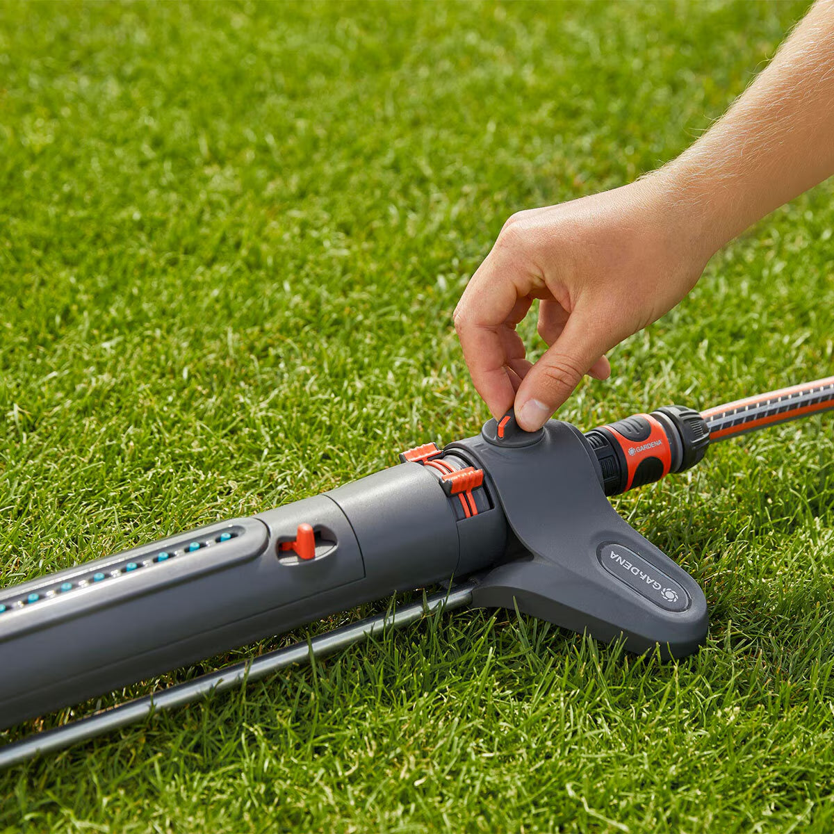 Aquazoom Large Oscillating Sprinkler