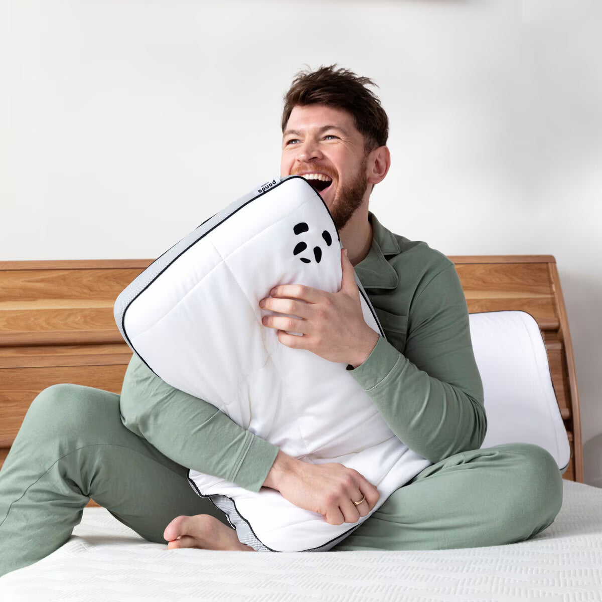 Hybrid Memory Foam Pillow with Bamboo Cover