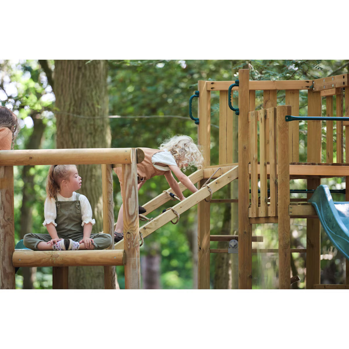 Discovery Adventure Playcentre with Swings (3+ Years)