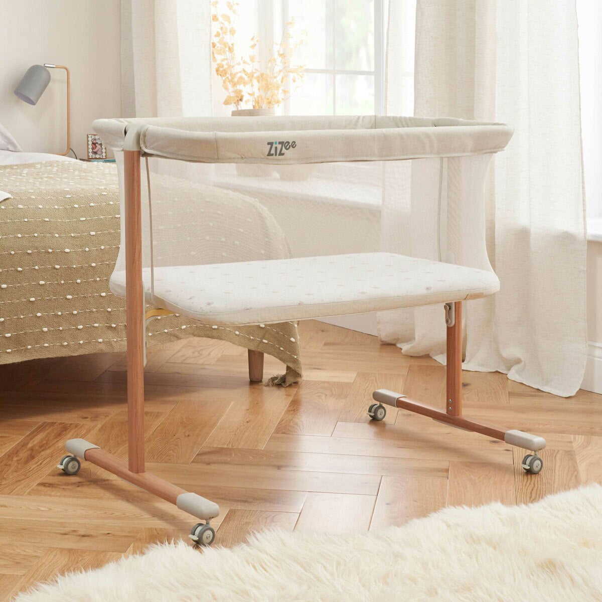 Zizee Breathable Rocking Crib, Walnut & Ecru
