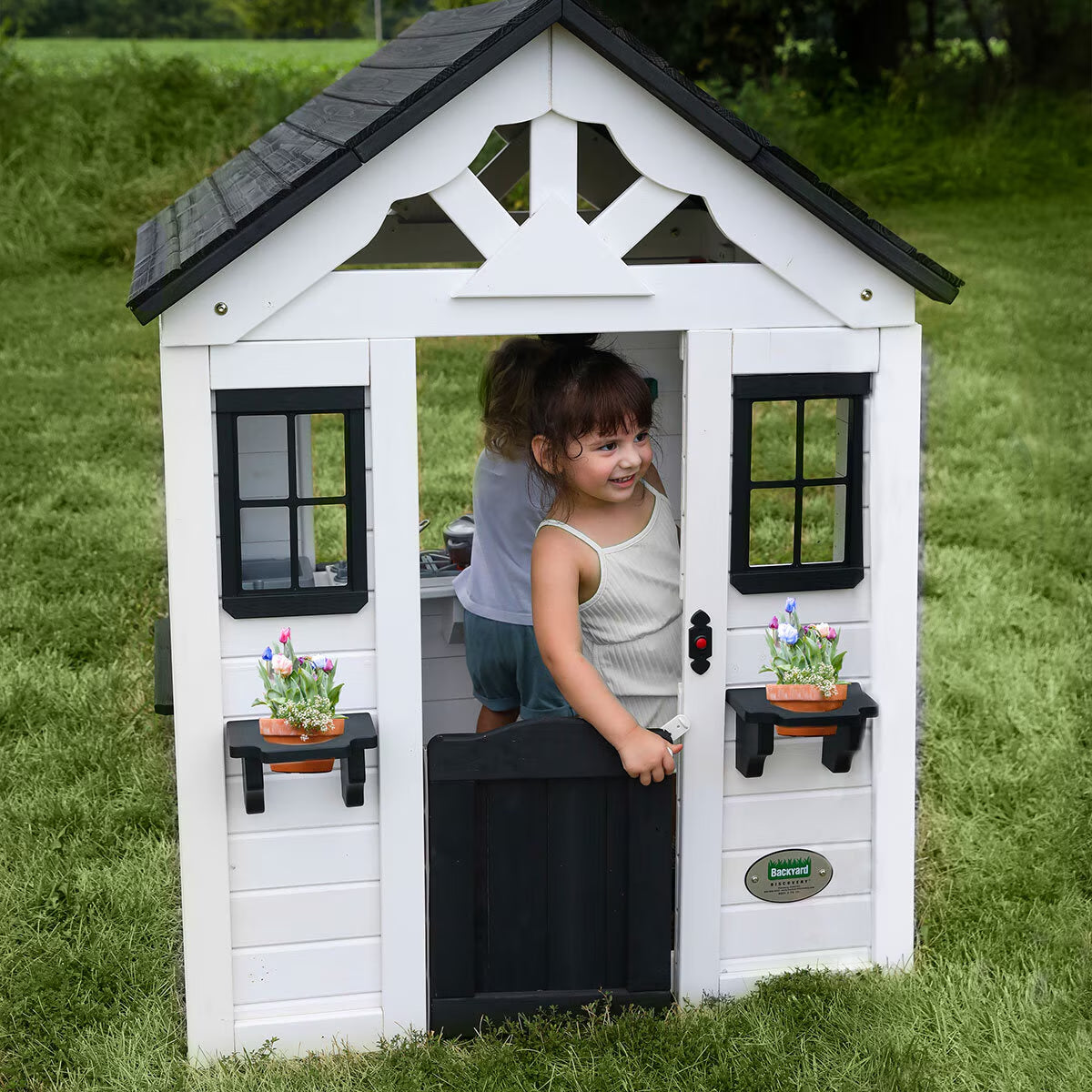 White Sweetwater Playhouse (2-10 Years)