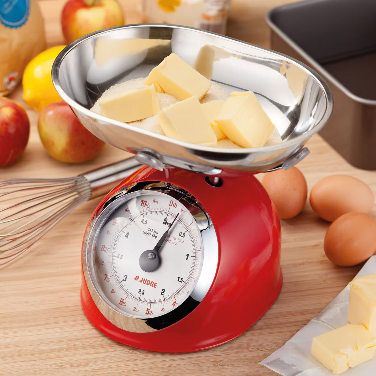 Traditional Kitchen Scale in Cream