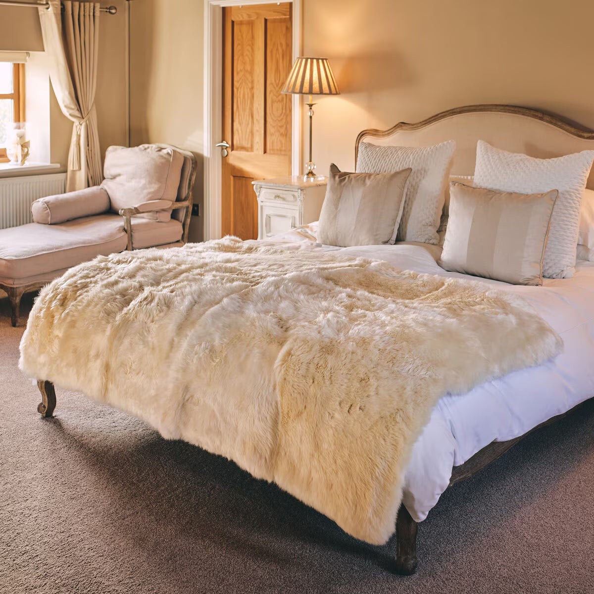 Sheepskin Area Rug 120 X 180Cm in Champagne